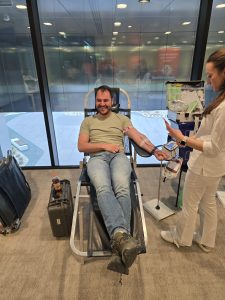 B769dff3 db86 43fe bab9 371a58b3a828