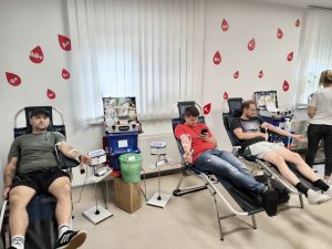 A7072094 5aaa 4c2b 8e2a e859cfc8965f